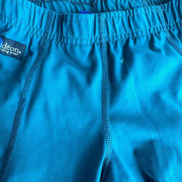 IRideon Women's Green Riding Breeches (Medium) Small Hole Shin Level - Picture 4 of 5